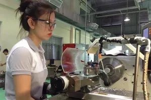 Việt Nam cần nhiều lao động kỹ năng để thoát bẫy thu nhập thấp