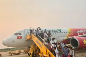 4 tháng: Hơn 12.000 chuyến bay bị chậm, hủy 