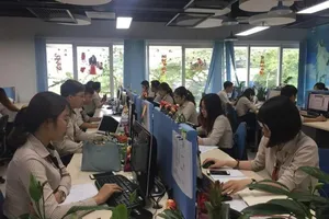 Quá nhiều email, họp hành khiến người Việt sao nhãng công việc