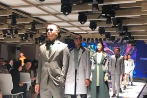 Viettien muốn hội nhập làng thời trang thế giới