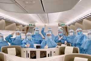 700 tiếp viên hàng không đăng ký không nhận lương 2-3 tháng