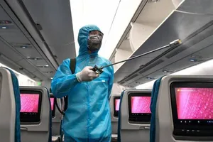 Vietnam Airlines khử trùng toàn bộ đội bay trong một ngày