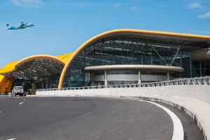 Lực lượng an ninh sân bay Liên Khương ngăn chặn 50 vụ vi phạm 