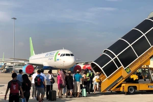 Đo mức độ ảnh hưởng khi Tân Sơn Nhất đóng 1 đường băng