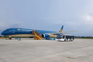 Sắp có 3 chuyến bay giải tỏa 700 khách mắc kẹt rời Đà Nẵng 