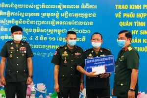 Trao gần 200.000 USD hỗ trợ tìm kiếm hài cốt tại Campuchia