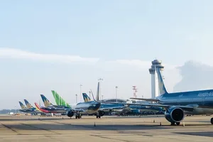 Cuối tháng 12, Tân Sơn Nhất sẽ khai thác hai đường băng
