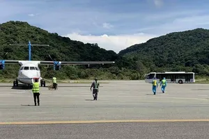 Côn Đảo đón chuyến bay đầu tiên sau giãn cách