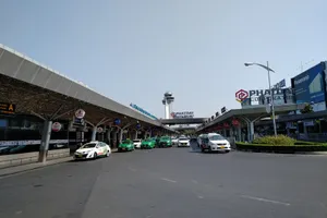 Yêu cầu 2 hãng taxi 'thổi' giá cước kiểm định toàn bộ đồng hồ tính tiền