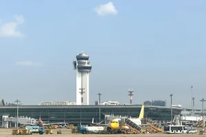 Cao điểm Tết sân bay Tân Sơn Nhất khai thác 900 chuyến bay/ngày