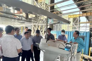 Gỡ vướng để du thuyền Việt Nam vươn ra biển lớn