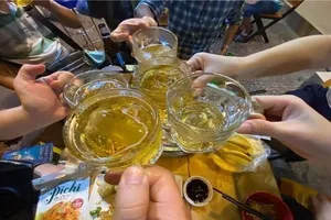 Cấm tuyệt đối nồng độ cồn, bia không độ sẽ lên ngôi?