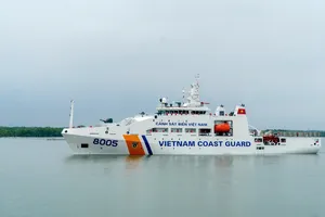 Tàu Cảnh sát biển 8005 lên đường khảo sát thực địa vùng biển, đảo ven bờ