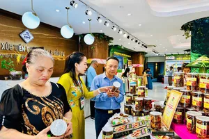 100 đặc sản Quảng Trị mở bán tại TP.HCM