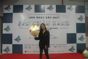 Ca sĩ Suboi cháy hết mình trong đêm nhạc từ thiện