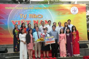 Vinh danh HS đạt giải á quân cuộc thi 'Tự hào Việt Nam'