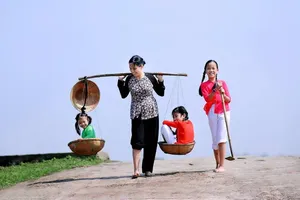 Cùng ngắm bộ ảnh xuân cực dễ thương của một gia đình