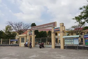 Vụ cô giáo quỳ: Đầu tuần sẽ có kết quả xử lý