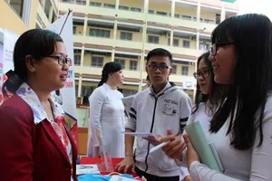  ĐH Mở TP.HCM: Thủ khoa sẽ được nhận 200% học phí