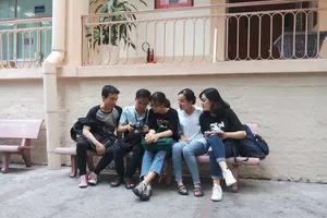 Tạm ngưng việc khám sức khỏe mới cho tốt nghiệp