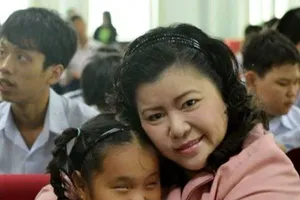 Đóa Mặt trời tắt nắng để lại vạn niềm thương