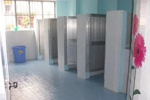 TP.HCM rà soát tình hình nhà vệ sinh trường học