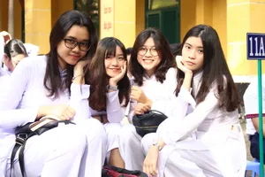 Chùm ảnh: Học sinh TP.HCM rạng rỡ trong ngày tựu trường