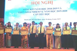 Không chấp nhận các thầy cô giáo vi phạm đạo đức