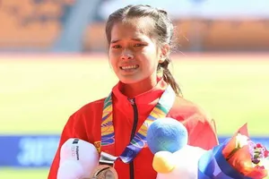 Nữ sinh ĐH Quy Nhơn Hồng Lệ thi đấu quả cảm tại SEA games 30