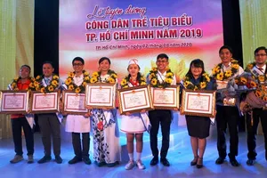 Vinh danh 12 gương công dân trẻ tiêu biểu TP.HCM năm 2019