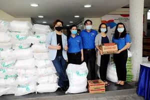 Hơn 1 tỉ đồng hỗ trợ gần 6.000 người bị ảnh hưởng bởi COVID-19