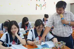 Nóng: TP.HCM công bố số liệu ban đầu về tuyển sinh 10