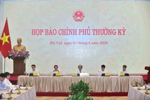 Cuộc họp báo Chính phủ thường kỳ diễn ra vào chiều 3-8. Ảnh: VGP