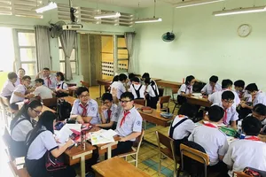 Học sinh được sử dụng điện thoại trên lớp phục vụ cho việc học