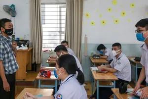 TP.HCM: 90 HS nghỉ học vì phụ huynh bay trên chuyến VN213