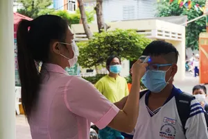 Dịch COVID-19: 40 tỉnh/thành cho học sinh nghỉ học