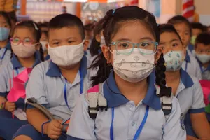 Bộ GD&ĐT đề nghị giữ ổn định mức học phí trong năm học mới