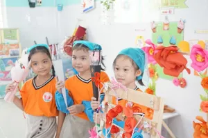 TP.HCM ủng hộ miễn học phí THCS từ 2022-2023