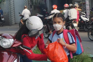 Sở GD&ĐT TP.HCM thông tin chính thức về việc lùi giờ vào học