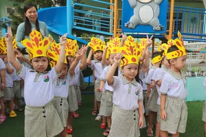 Phụ huynh TP.HCM có con vào mầm non, lớp 1, lớp 6 bắt đầu đăng ký trực tuyến 