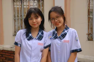 TP.HCM: Điểm chuẩn vào lớp 10 chuyên toán tăng mạnh, chuyên Anh lại giảm