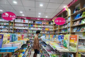 Có cần thêm một bộ SGK của nhà nước?