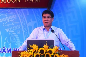 Bộ GD&ĐT sẽ xem lại việc dùng chứng chỉ IELTS miễn thi tốt nghiệp