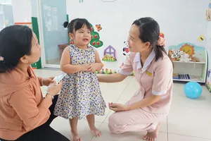 Gần 1,7 triệu học sinh TP.HCM hớn hở tựu trường sau gần 3 tháng hè 