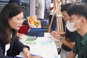 Doanh nghiệp phỏng vấn trực tiếp 1.000 sinh viên