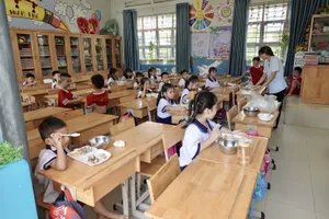 Trường học tại TP Thủ Đức khẩn trương tìm nhà cung cấp suất ăn bán trú