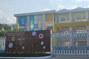 Mới đi học trường mầm non 6 ngày, trẻ bị nhiều vết đỏ ở mông