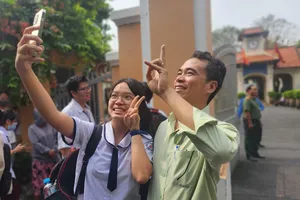 Mạng xã hội xuất hiện trong đề thi văn chọn học sinh giỏi quốc gia