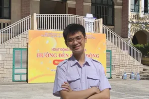 Thủ khoa học sinh giỏi quốc gia chia sẻ đam mê học tiếng Anh