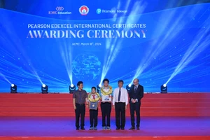 Nam sinh đạt điểm toán tiểu học cao nhất thế giới